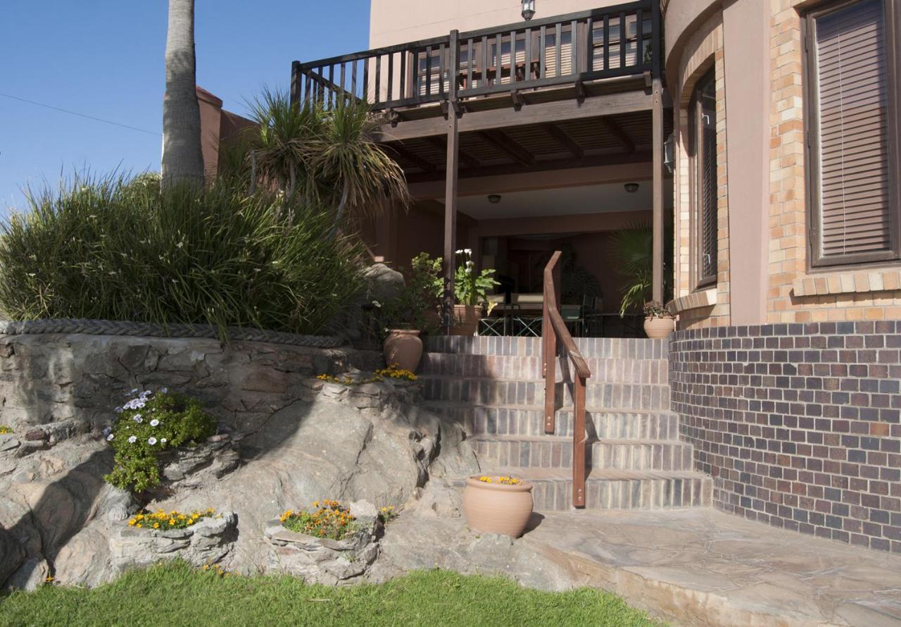 Shark Island Airbnb Luderitz Ngoại thất bức ảnh
